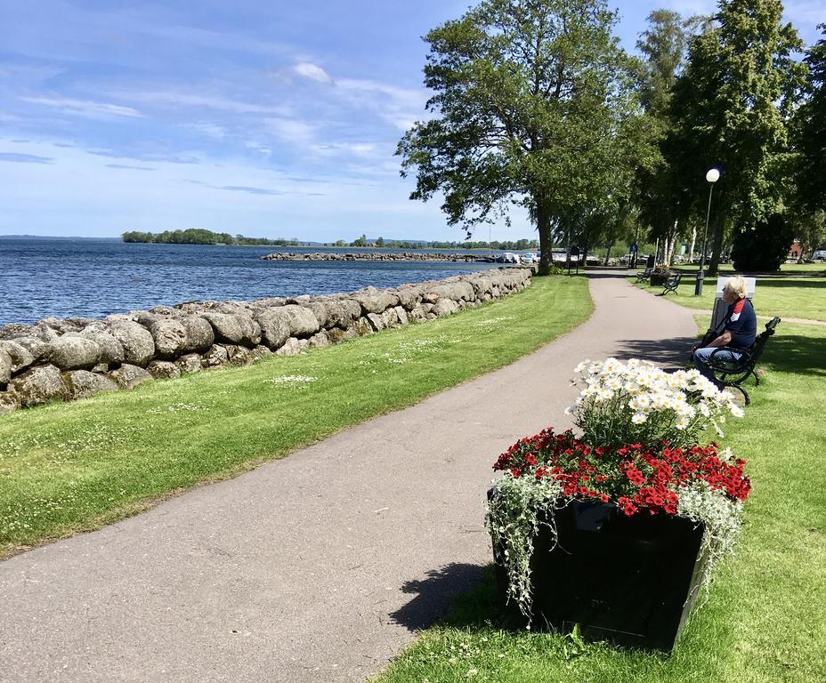 27Ans Nattlogi Bed & Breakfast Vadstena Luaran gambar