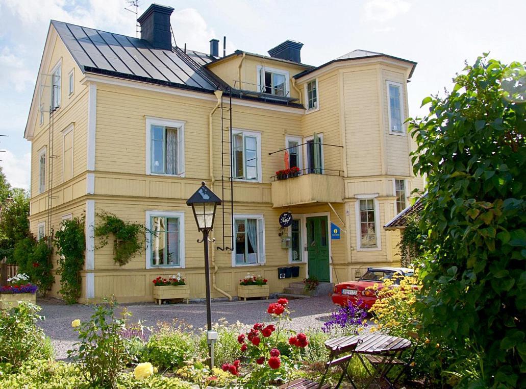 27Ans Nattlogi Bed & Breakfast Vadstena Luaran gambar